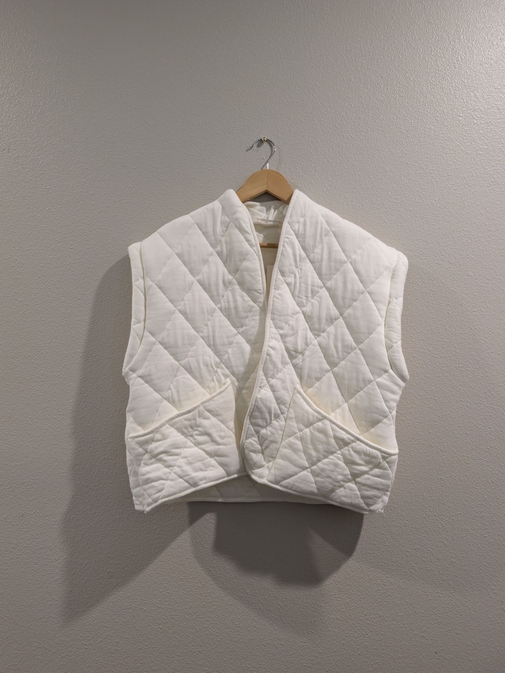 Zara Quilted Sleeveless Vest - White